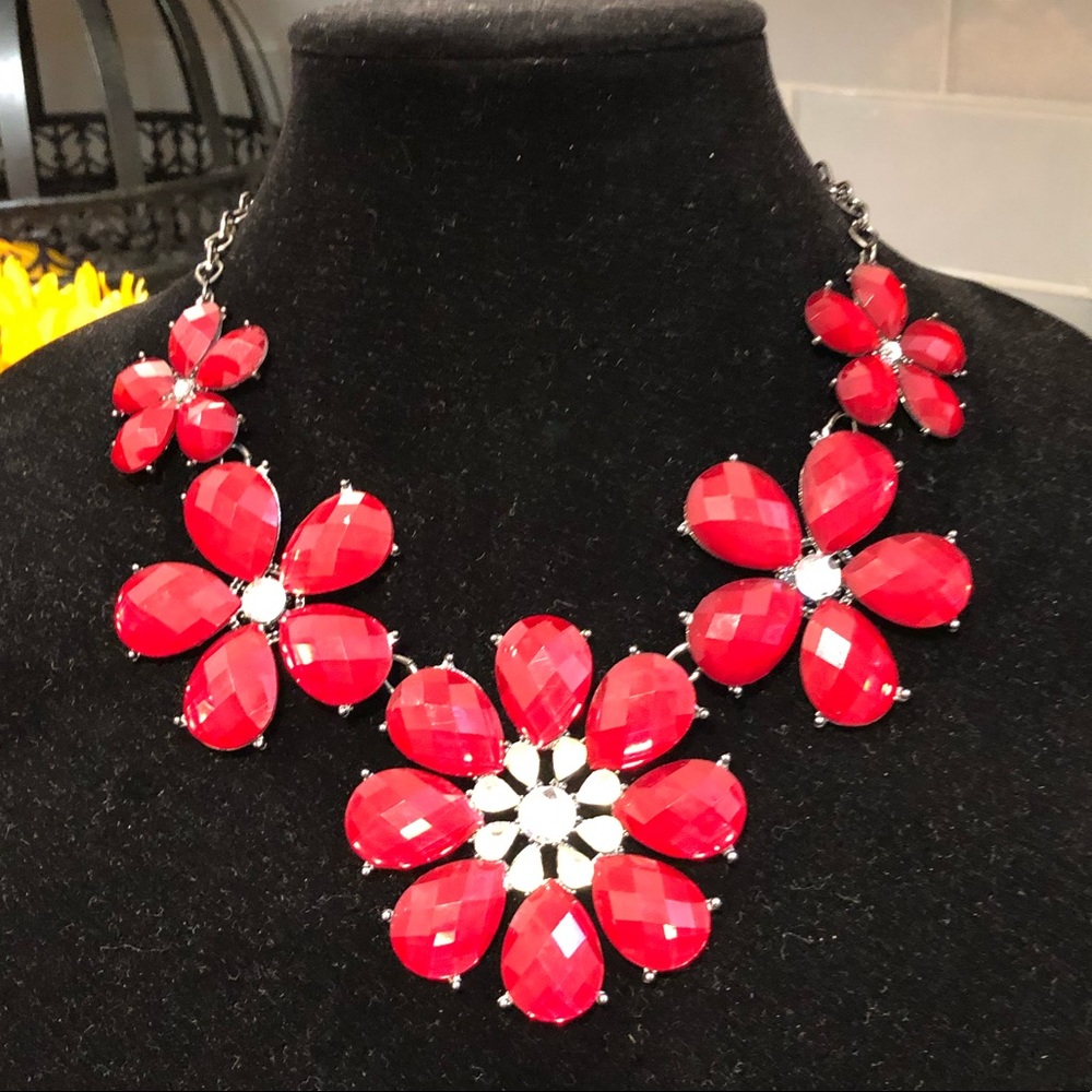 Red flower necklace